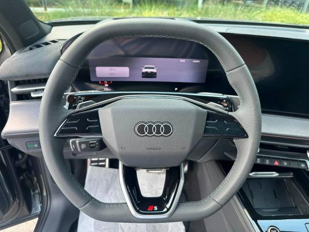 Audi Q3 2.0 tdi S line edition 150cv s-tronic - Foto 9