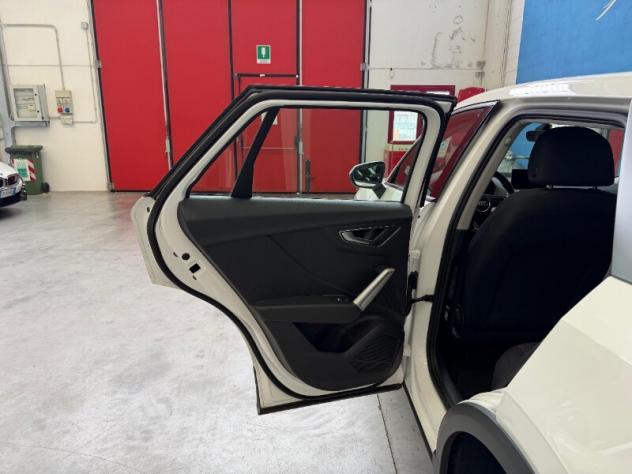 AUDI Q2 Q2 1.6 TDI S tronic - Foto 8