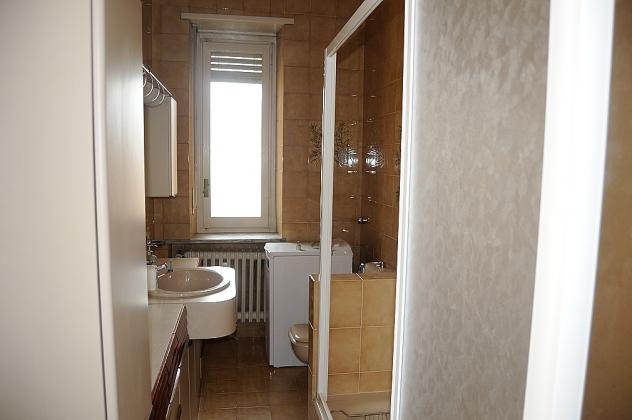 Stanza in appartamento in affitto a Torino - Foto 5