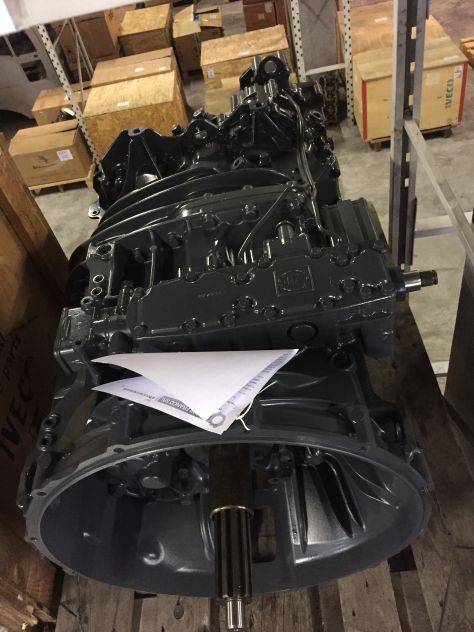 Cambio REVISIONATO ZF IVECO 16S2221TD + IT RAPP. 16.41-1.00 41289491