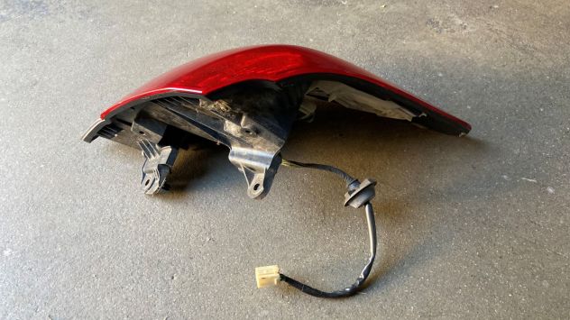 Fanale posteriore SX originale Subaru Legacy SW del 2012 (84912AJ100) - Foto 5