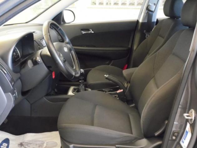 HYUNDAI i30 CW 1.6 CRDi VGT 16V 115CV Active rif. 16435721 - Foto 4