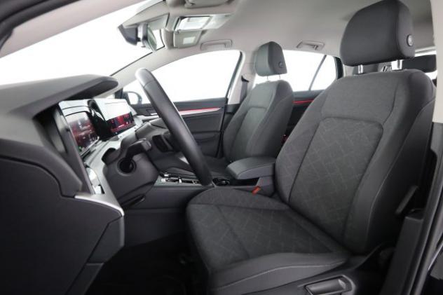 VOLKSWAGEN Golf Golf 1.0 eTSI EVO DSG Life rif. 23702998 - Foto 2