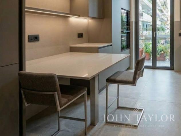 Appartamento di 155 m² con 5 locali e box auto doppio in vendita a Milano - Foto 4