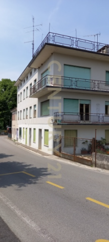 Palazzo / Edificio in vendita a Valdobbiadene