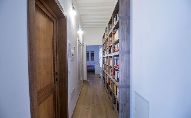 Bilocale RISTRUTTURATO e ARREDATO + balcone - Foto 4