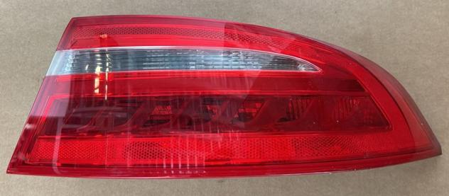 FANALE POST DX EST  999-U1293809 Parti elettriche  Fanaleria  Fanali  Fanale post. dx. JAGUAR - XE - 2015
