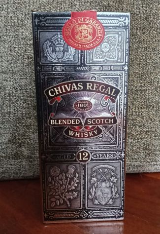Chivas Regal 12 Years Old Blended Scotch Whisky - Foto 3