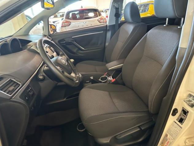 TOYOTA Verso 2.0 D Active 7 posti rif. 23820852 - Foto 9