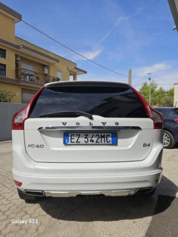 Volvo XC60 2.0 d4 Volvo Ocean Race 181cv geartronic - Foto 3