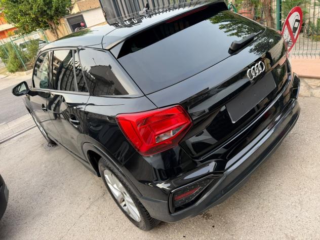 Audi Q2 35 TFSI S tronic Identity Black - Foto 3
