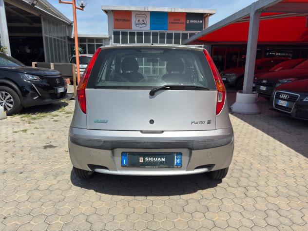 Fiat Punto ADATTA A NEOPATENTATI 1.2i 16V - Foto 6