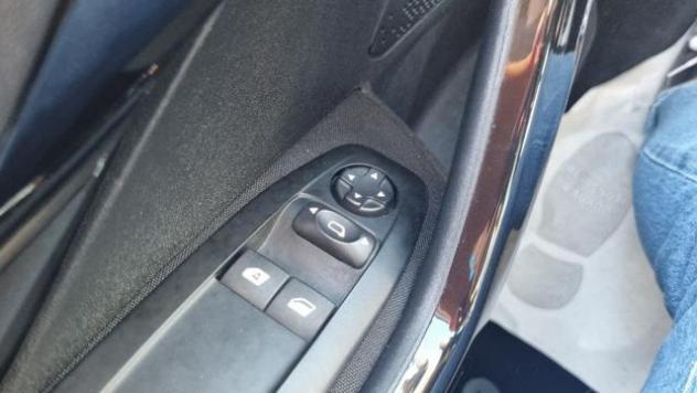 PEUGEOT 208 1° serie BlueHDi 75 5 porte Black Line rif. 24109660 - Foto 9