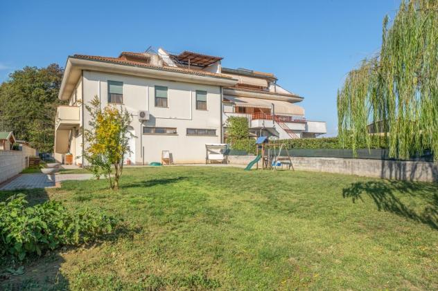 Porzione di casa in vendita a Quattro Strade - Bientina 180 mq Rif: 1078166
