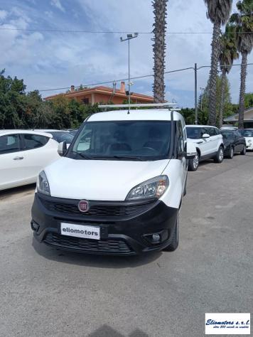 FIAT DOBLÃ? CARGO 1.3 Multijet 16v 95CV SX Euro 6 Car van 4-door - Foto 4