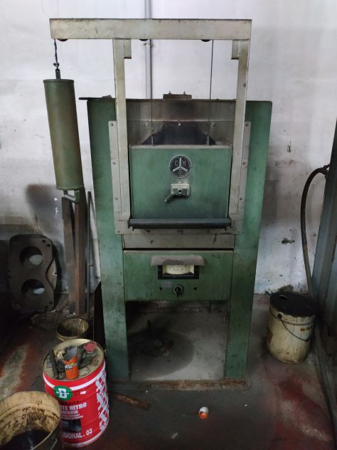 Forno industriale elettrico per trattamenti termici dei metalli - Foto 2