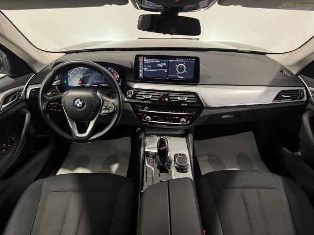 BMW Serie 5 520d xDrive Auto MH48V Touring - Foto 9