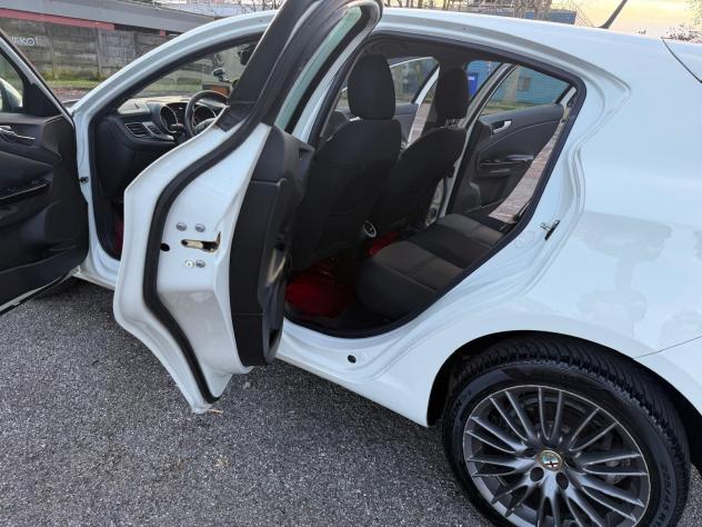 Alfa Romeo Giulietta 2.0 JTDm-2 140 CV Exclusive - Foto 9