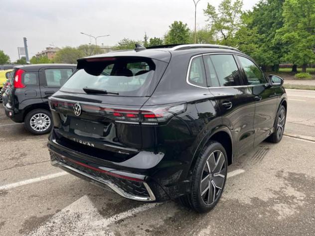 VOLKSWAGEN Tiguan 2.0 TDI 193 CV DSG 4MOTION R-Line Plus Km 0 rif. 23789803 - Foto 3
