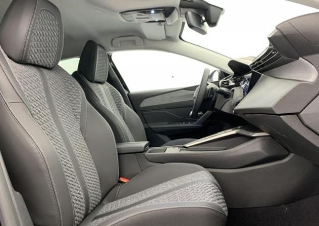 PEUGEOT 308 Hybrid 145 e-DCS6 Allure rif. 23918644 - Foto 9