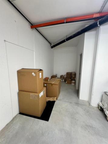 LOCALI AD USO MAGAZZINO IN VENDITA A TRENTO SUD - Foto 4