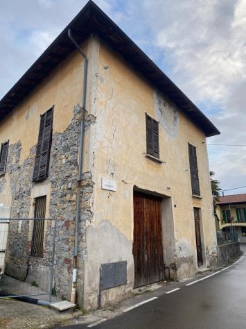 Leggiuno - casa semindipendente con giardino - Foto 2
