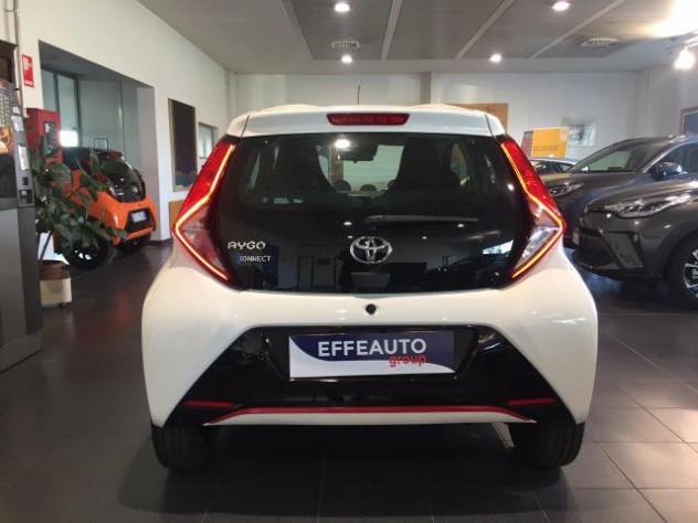 Toyota Aygo 1.0 VVT-i 69 CV 5 porte x-play TTS - Foto 5
