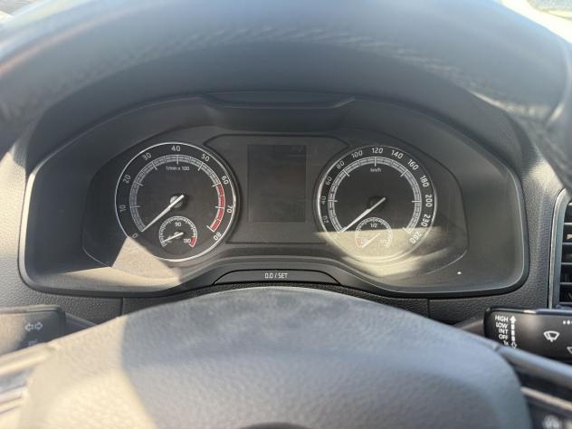 Škoda Karoq 1.0 TSI AMBITION - Foto 10