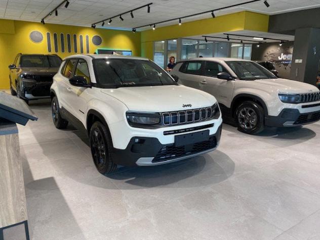 Jeep Avenger e-Hybrid 1.2 MHEV e-Hybrid Turbo Black Edition - Foto 5