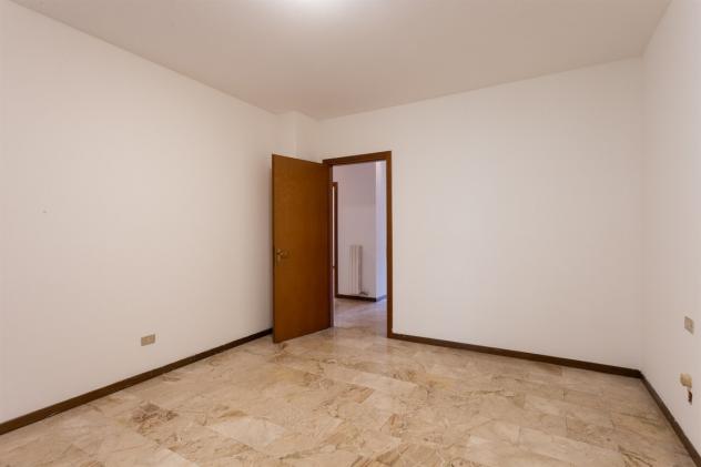 3 LOCALI QUARTIERE TERRAZZE - Foto 11