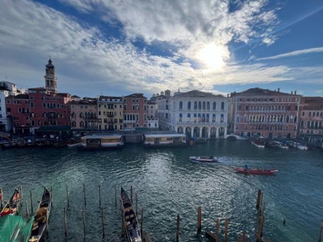 Attico / Mansarda di 200 m² con più di 5 locali in vendita a Venezia - Foto 12