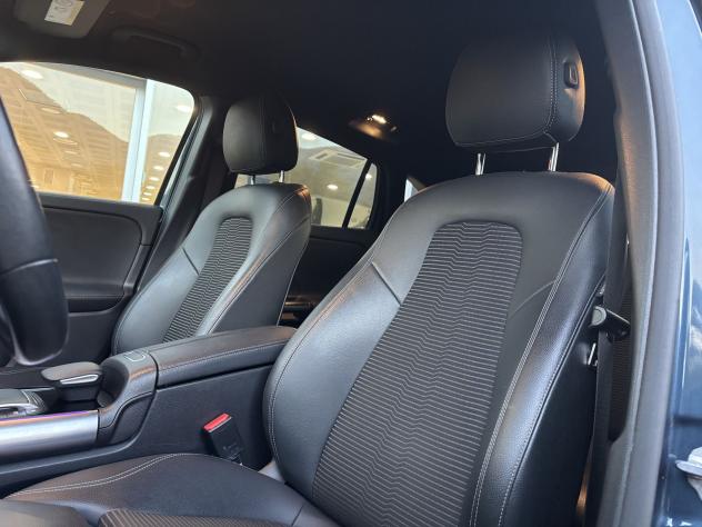 Mercedes-Benz GLA 200 D 4MATIC SPORT PLUS C.AUTOMATICO NAVI RETROCAMERA - Foto 9