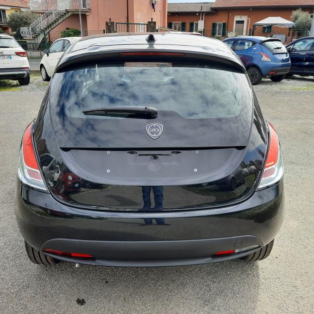 Lancia Ypsilon 1.0 FireFly 5 porte S&S Hybrid Oro - Foto 6