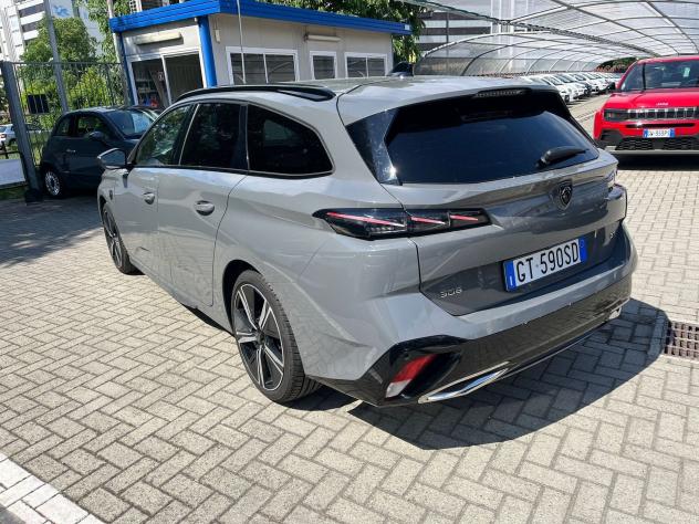Peugeot 308 GT PureTech 130 EAT8 S&S SW - Foto 9