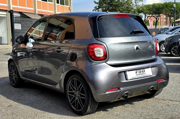 Smart ForFour 0.9 t Brabus Xclusive 109cv twinamic my18 - Foto 4