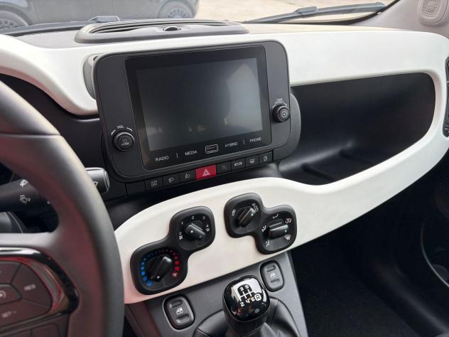 FIAT Panda 1.0 FireFly 70cv S&S Hybrid Pandina - Foto 10