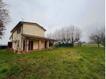 Vendo appartamento in bifamiliare con giardino e piscina