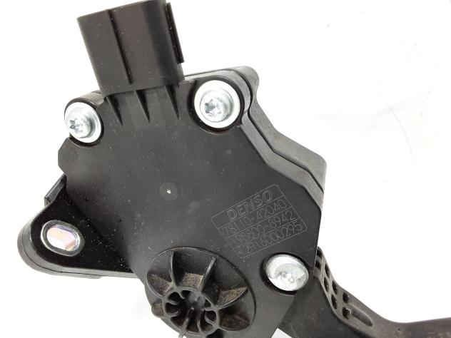 PEDALE ACCELERATORE TOYOTA Rav4 6° Serie 7811042040 (12) - Foto 4