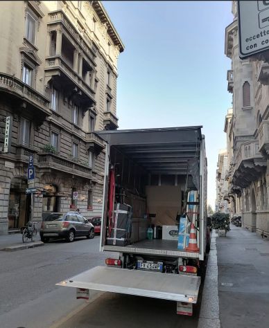 Traslochi, Sgomberi cantine e Trasporto merci a Genova e provincia - Foto 2