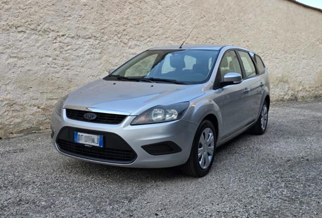 Ford Focus + 1.6TDCi 110CV SW - Foto 2