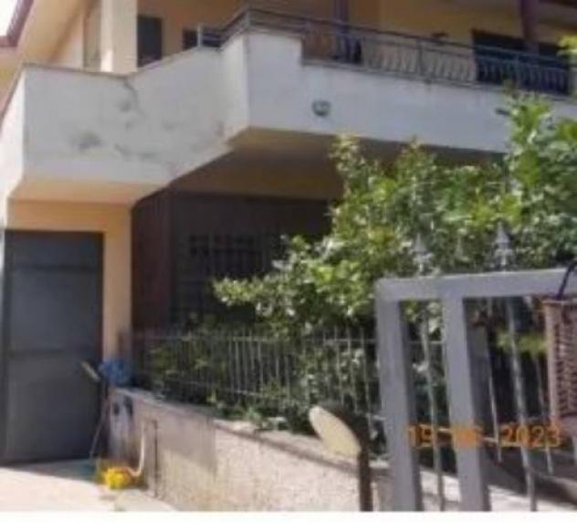 Immobile in asta di 131 m² con più di 5 locali in vendita a Catanzaro - Foto 2