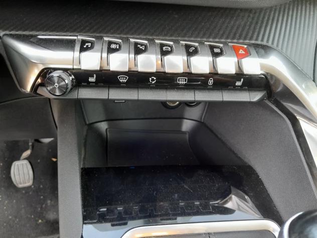 Peugeot 3008 1.2 PURETECH 130CV ACTIVE PACK - Foto 5