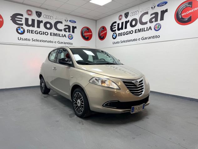 Lancia Ypsilon 1.2 69 CV 5 porte Silver 05/2014 Neopatentati - Foto 3