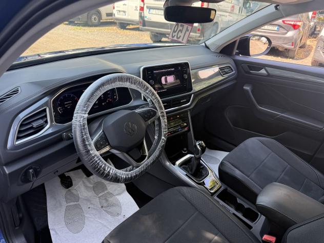 Volkswagen T-Roc T-Roc 1.0 tsi Style 110cv BICOLORE "BLUE RAVENNA " - Foto 8