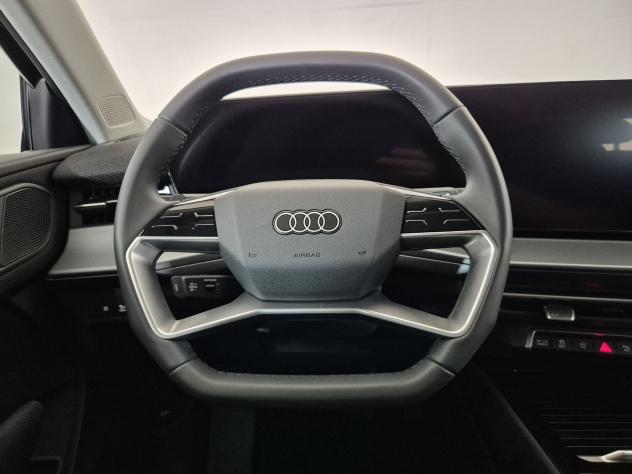 Audi Q3 II 2025 Sportback Sportback 1.5 e-hybrid S line edition 272cv str - Foto 9