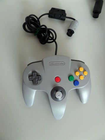 Joypad per Nintendo 64 guasti per ricambi. - Foto 2