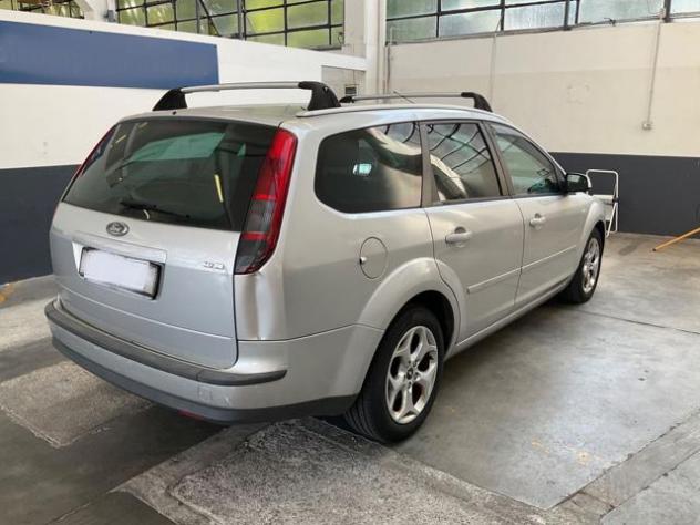 FORD Focus + 1.6 TDCi (90CV) SW rif. 23887849 - Foto 5