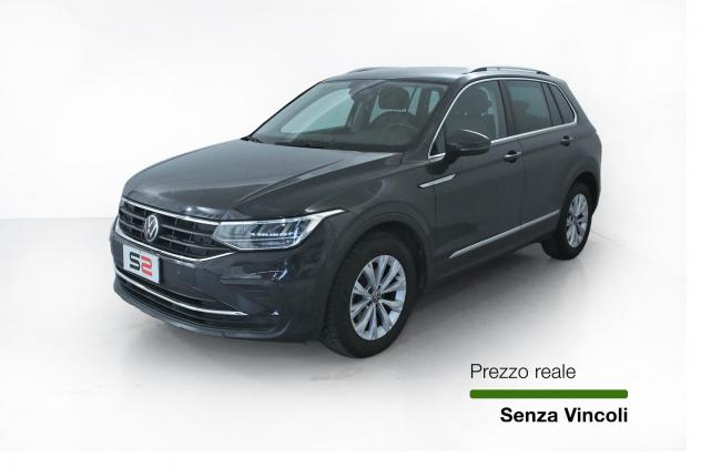 Volkswagen Tiguan 2.0 TDI SCR 150 cv Life DSG / Fari LED - ACC - Park Pilot ant e post - Climatronic 3 zone - Driver Assistence Pack