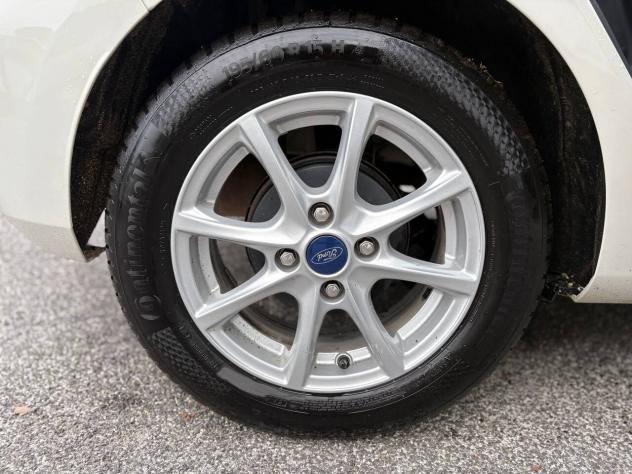 Ford Fiesta 1.0 Ecoboost Hybrid 125 CV 5 porte ST-Line - Foto 9