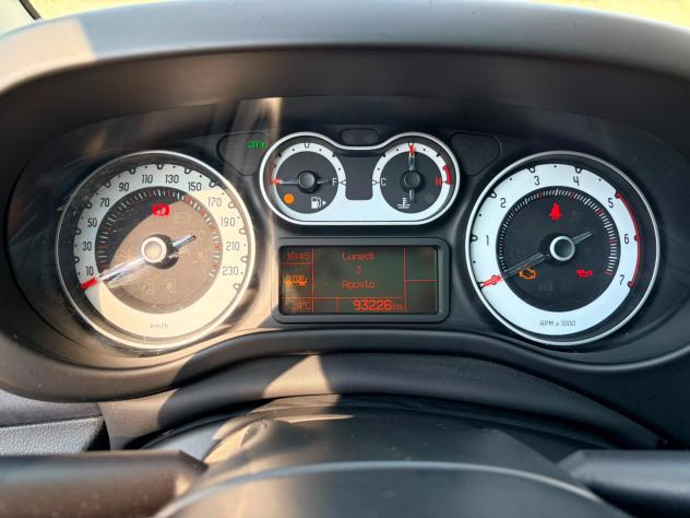FIAT 500L 1.3 MJT 85CV LOUNGE TETTO 2014 - Foto 10